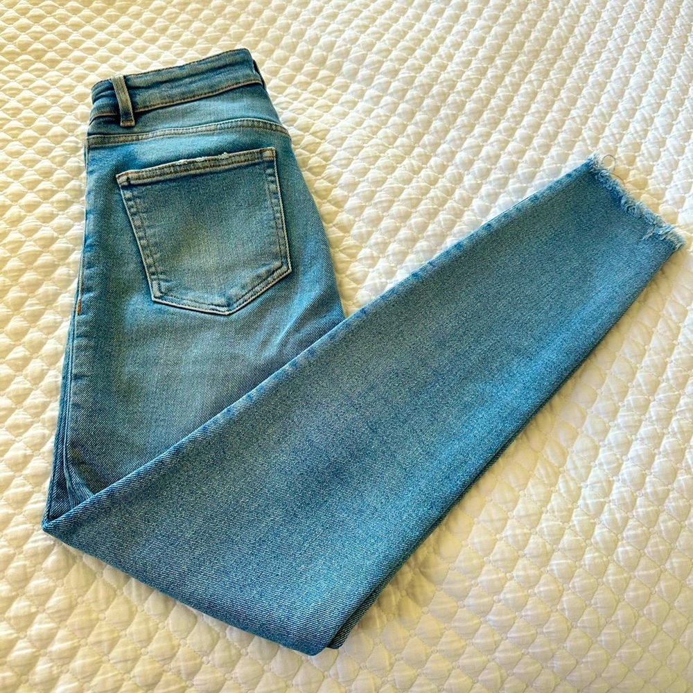 Zara Blue Ankle & Cropped Jeans